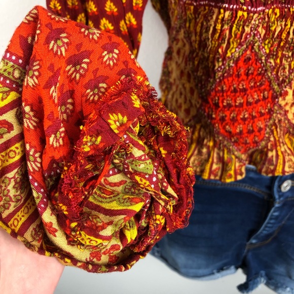 3/$20 Speed Limit Crop Top Size Sm - Picture 4 of 7